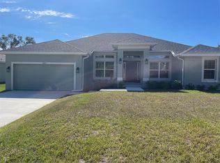 17433 Edgewater Dr, Port Charlotte, FL 33948