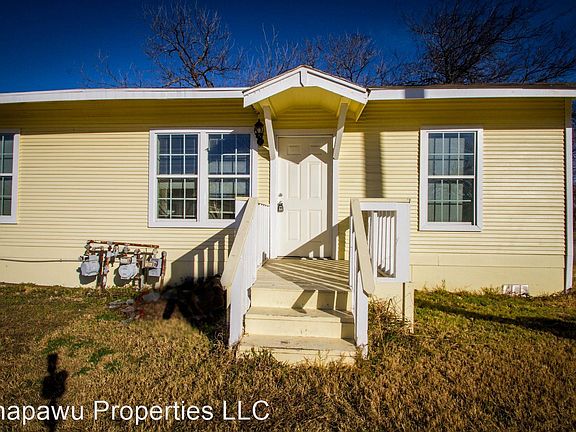 2nd image of 924 Saint James APT 1