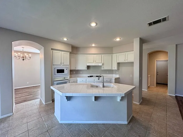 30906 Crystalaire Dr — Photo 11