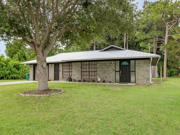 1831 SE Lennard Road, Port St Lucie, FL 34952
