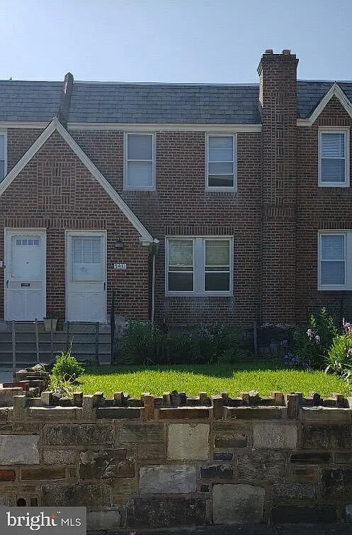 5411 Howland St photo 1