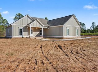 131 Brittany Lakes Dr, Leesburg, GA 31763