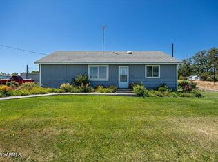 11302 N Albro Rd, Prosser, WA 99350