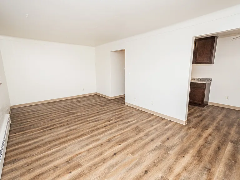 McCarron's View Apartments — Photo 27