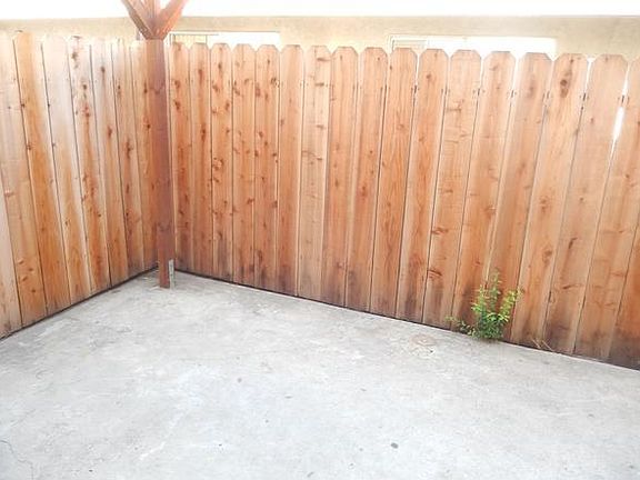 5th image of 1135 Emerald Ave