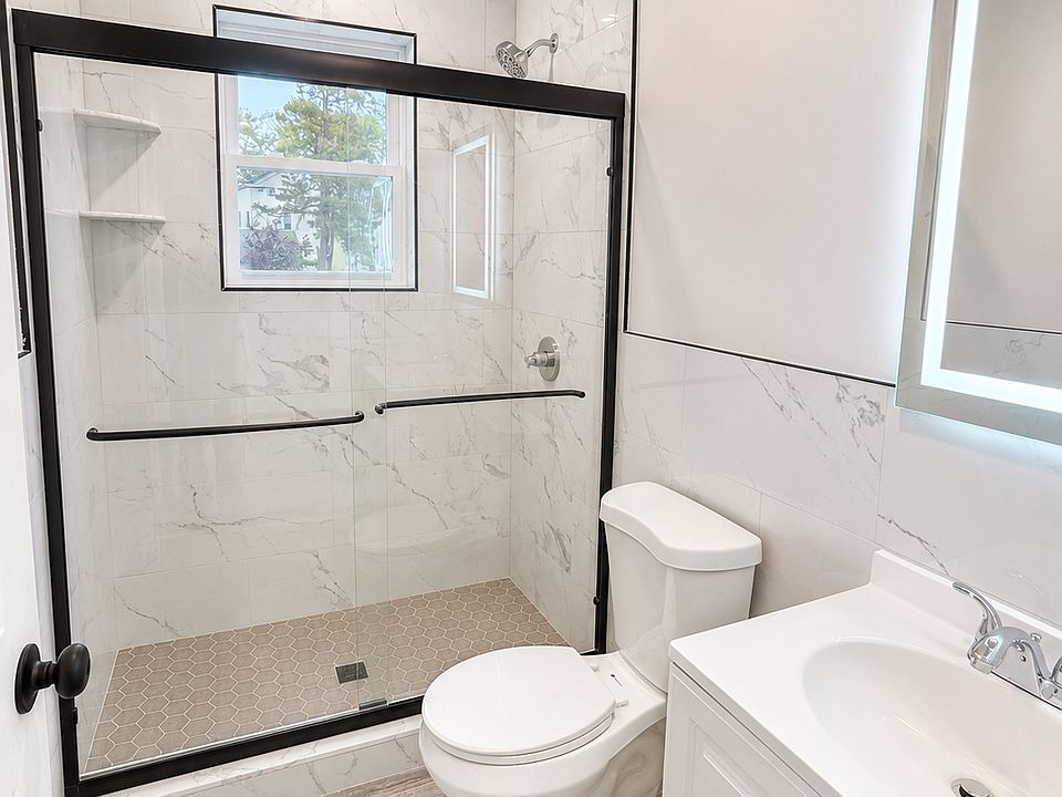 1st image of 182 Belmont Ave Floor 2