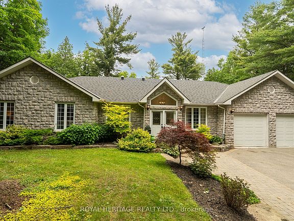 3rd image of 9015 Mosport Rd