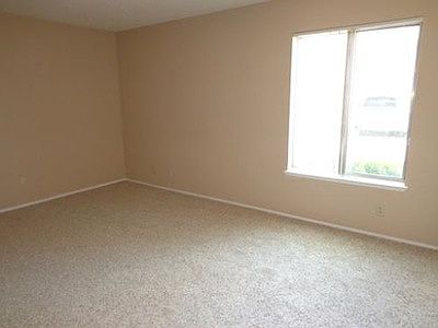 3rd image of 7475 Stockton Blvd APT 23