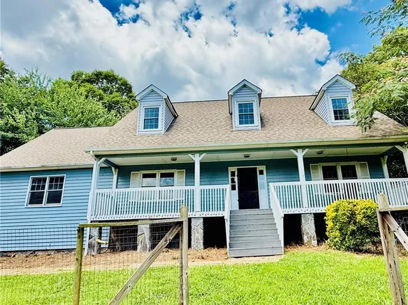 234 Water Wheel Way, Ellijay, GA 30540