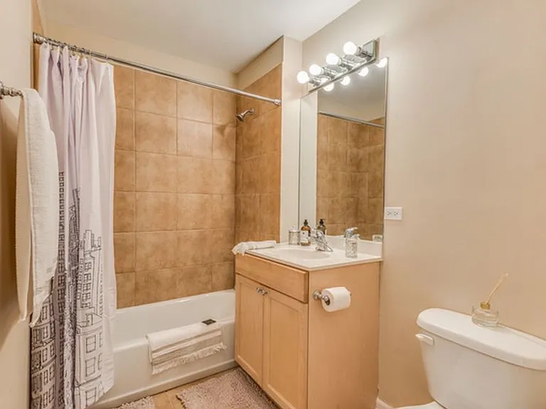 6617 S Ingleside Ave #1S — Photo 9