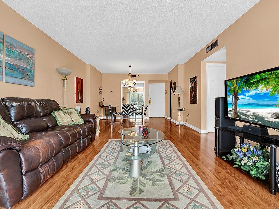 1st image of 3850 Washington St APT 204