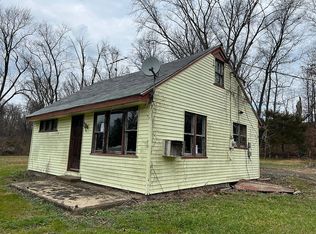 1072 Maple Acres Rd, Middletown, PA 17057