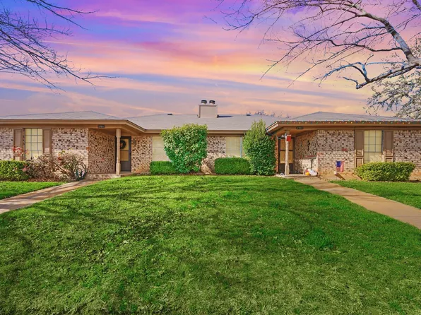 2701 Hurstview Dr, Hurst, TX 76054