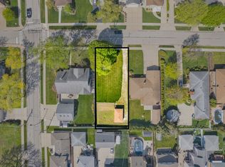6105 N Emerson St, Rosemont, IL