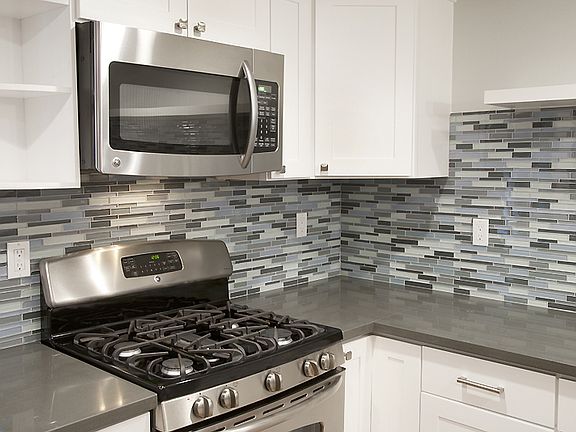 2nd image of 4427 51st Ave S #B