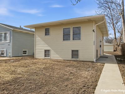 3022 Gabriel Ave, Zion, IL, 60099
