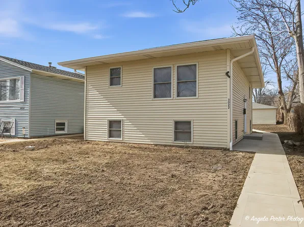 3022 Gabriel Ave, Zion, IL 60099