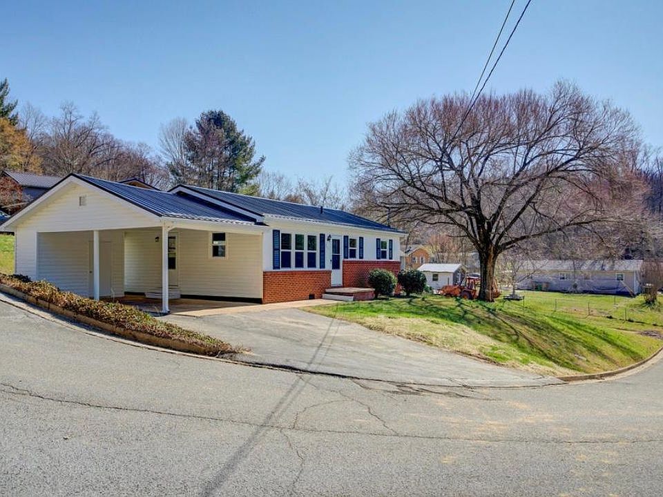 1st image of 711 Carriger Ave