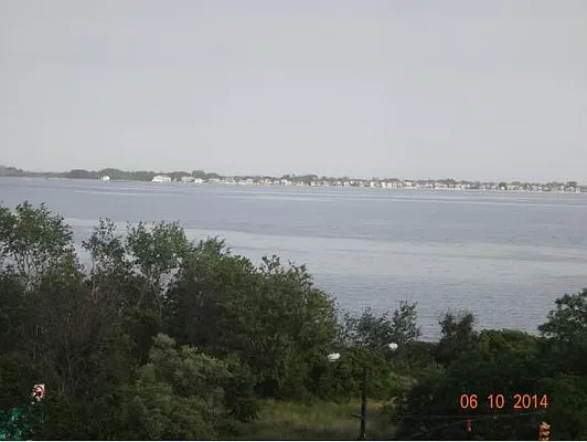 Sold by Calabrese Real Estate | media 1