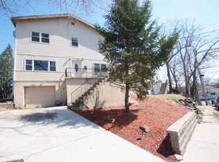 723 S 4th Ave, Mount Vernon, NY 10550