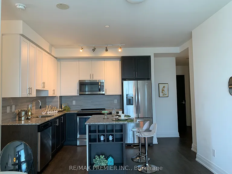 3600 Highway 7 #Penthouse O2 — Photo 22