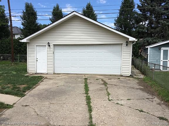 3rd image of 8201 Wilson Dr