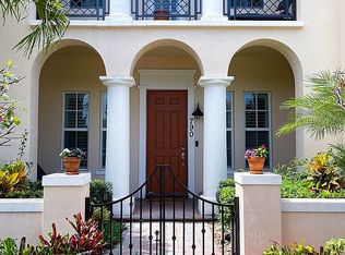 790 NW 83rd Ln, Boca Raton, FL 33487