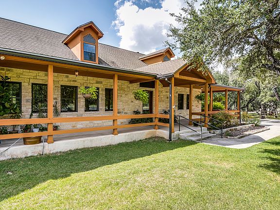 3rd image of 25755 Lewis Ranch Rd