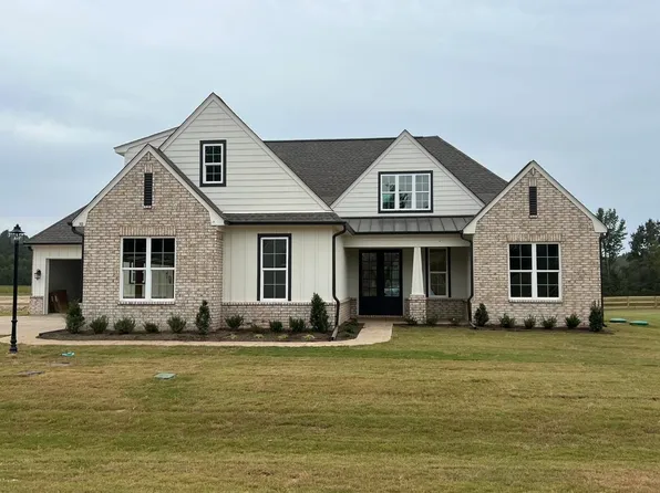 30 Drake Dr, Piperton, TN 38017