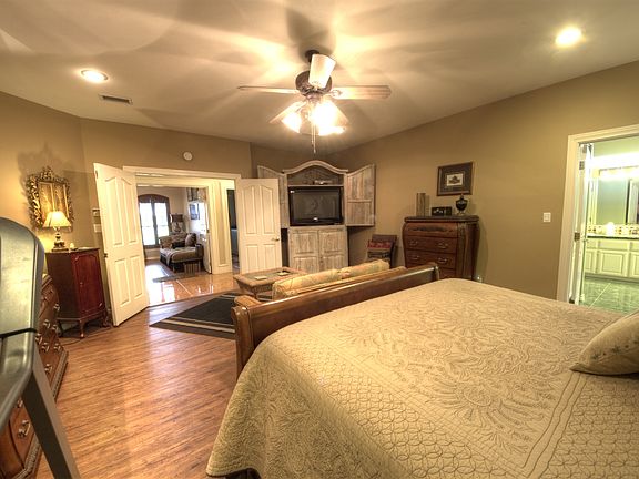 3rd image of 24612 Bass Blvd