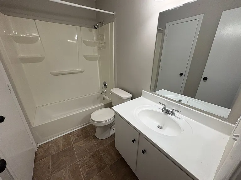 4804C Spring Lake Dr — Photo 14