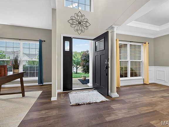 3rd image of 47 Quail Hollow Ct