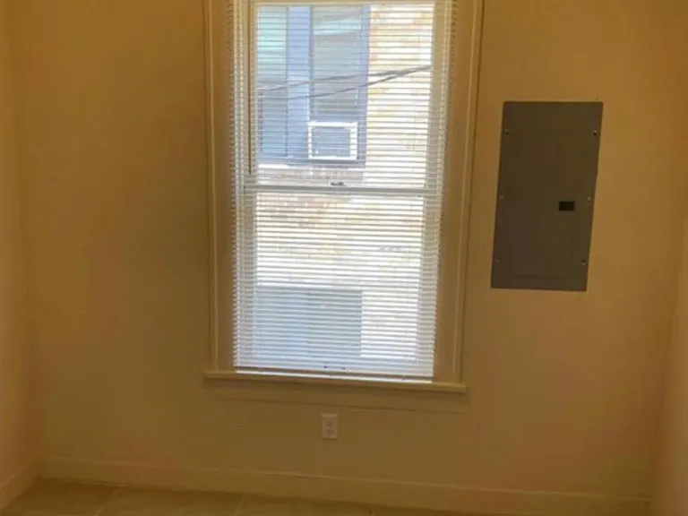 4105 Garrott St #17 — Photo 9