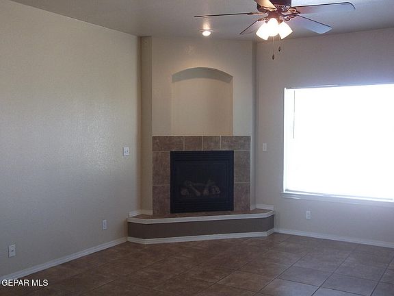 3rd image of 5823 Manchester Dr