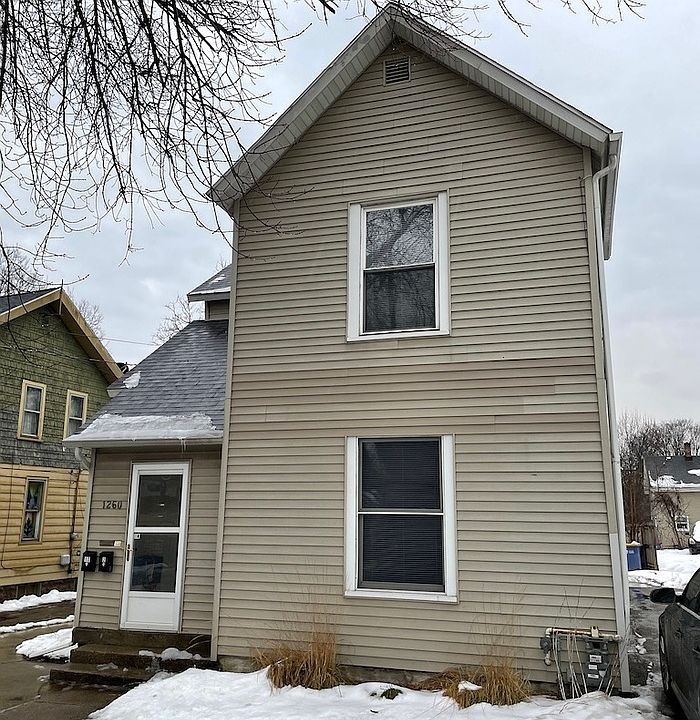 1st image of 1260 Leonard St NW #2