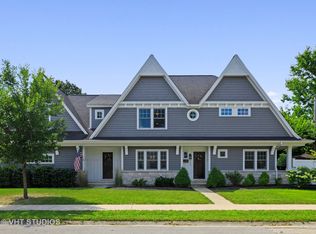 943 N Main St, Naperville, IL 60563