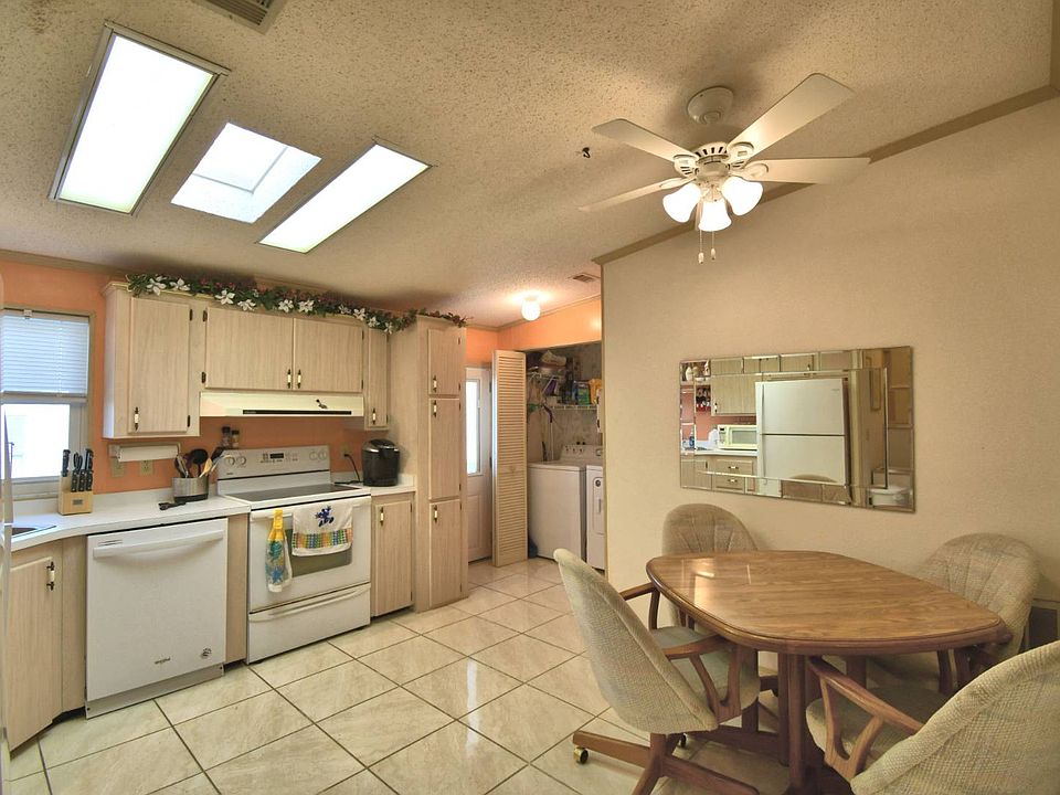 1st image of 1701 W Commerce Ave #155