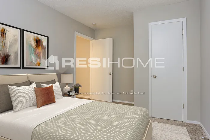 1183 Mill Lake Cir — Photo 8