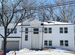 405 Valley Rd, River Edge, NJ