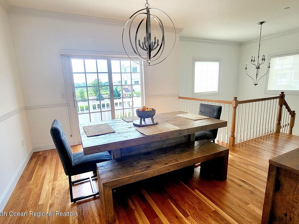 211 Gateway Court, Union Beach, NJ 07735 Zillow