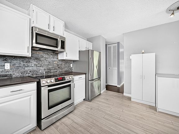 4th image of 16808 100th St NW