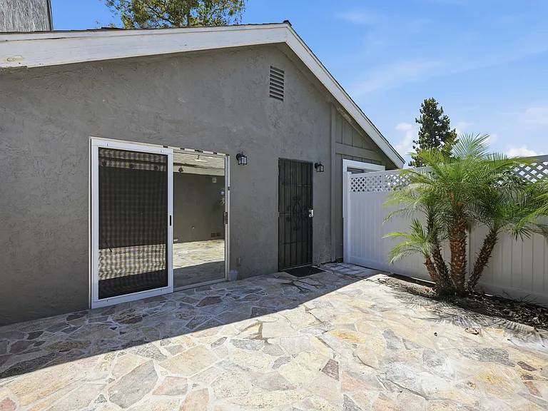 201 Fredricks Ave — Photo 24
