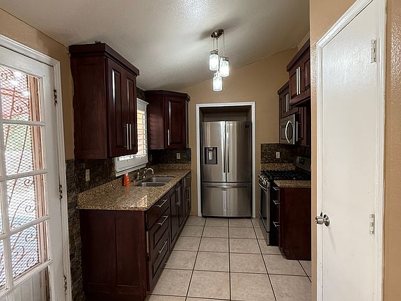 3rd image of 12013 Van Dyke Ct