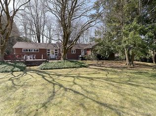 11 Packinghouse Hill Rd, Durham, CT 06422