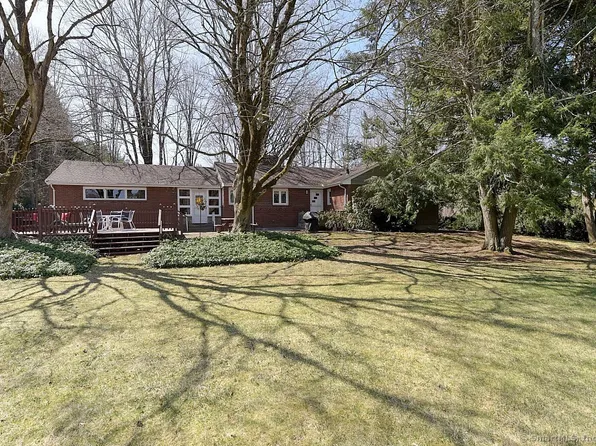11 Packinghouse Hill Road, Durham, CT 06422