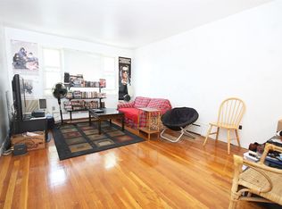 2581 41st St, Astoria, NY 11103