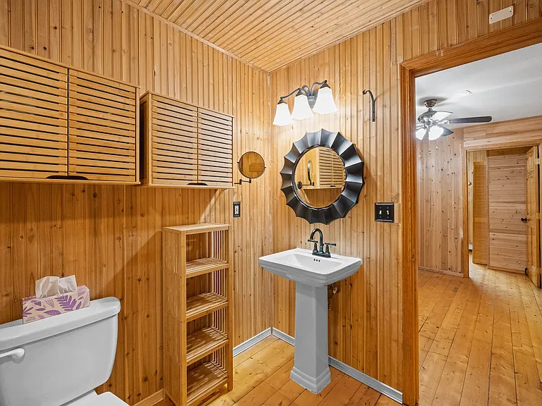965 Seawolf Dr — Photo 12