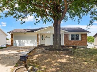 217 Roaring River Dr, O'Fallon, MO 63366