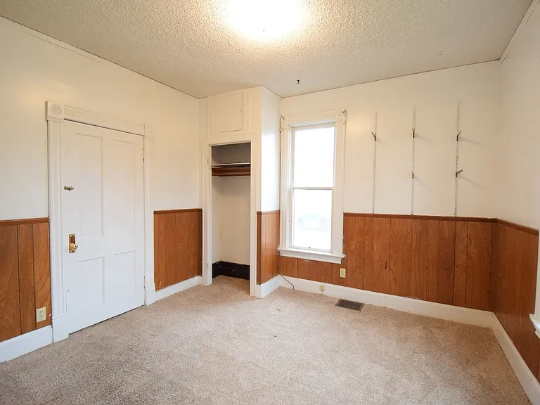 417 Pearl St — Photo 9