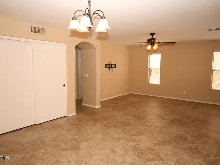 12826 W Windsor Ave — Photo 8